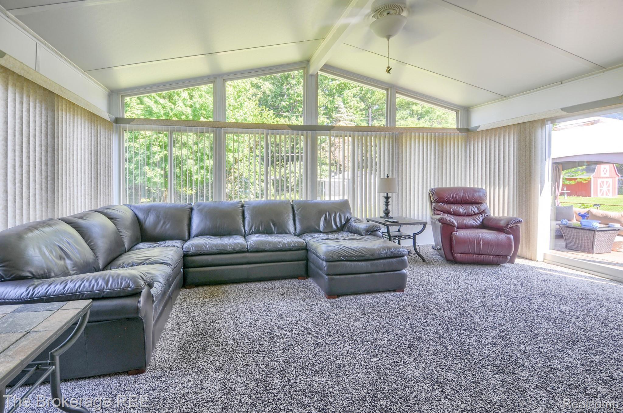 2326 North Irish Road Davison, MI 48423 - Photo 12 of 33 SD3_7779-HDR(5).jpg