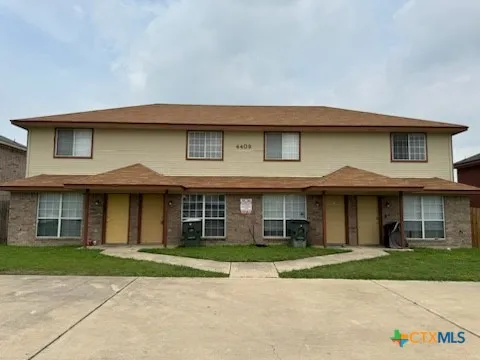 a house that has a lot of windows in it