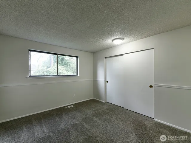 $689,900 | 4625 72nd Street East, Tacoma, WA 98443