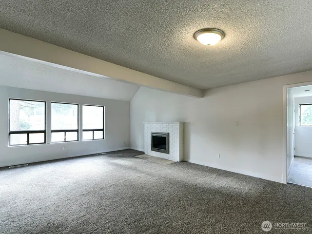 $689,900 | 4625 72nd Street East, Tacoma, WA 98443