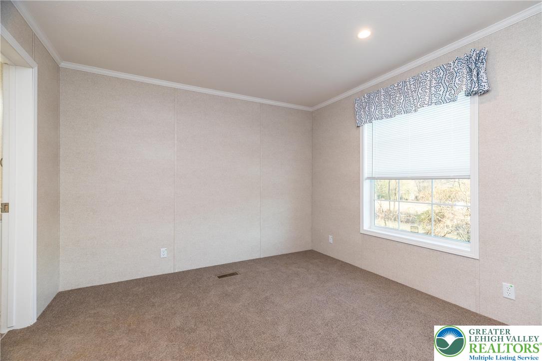 465 Royal Manor Road, Unit LOT 5 Easton, PA 18042 - Photo 18 of 24 an empty room with a window