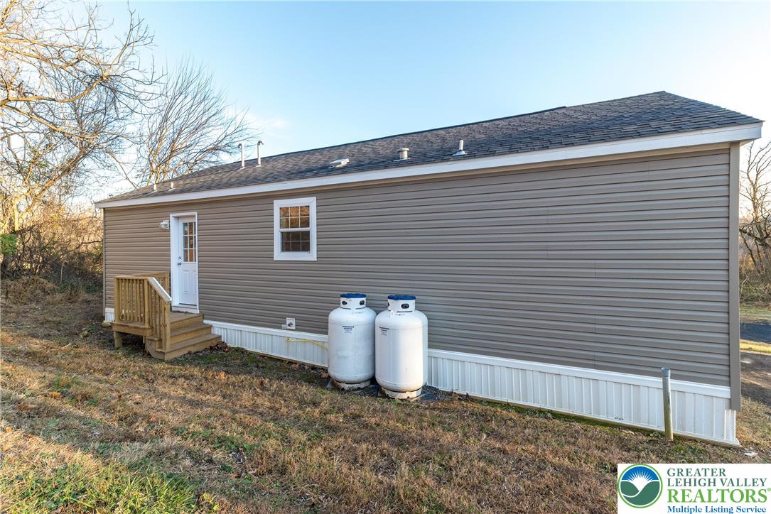 465 Royal Manor Road, Unit LOT 5 Easton, PA 18042 - Photo 23 of 24 a view of a back yard