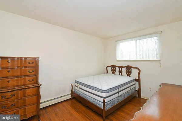 $359,900 | 466 Cedar Street, Lansdale, PA 19446
