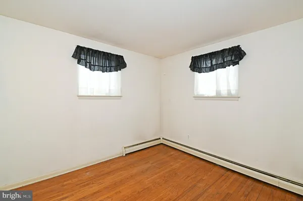 $359,900 | 466 Cedar Street, Lansdale, PA 19446
