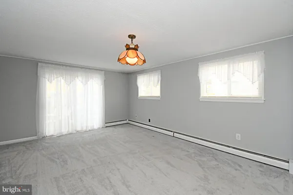 $359,900 | 466 Cedar Street, Lansdale, PA 19446