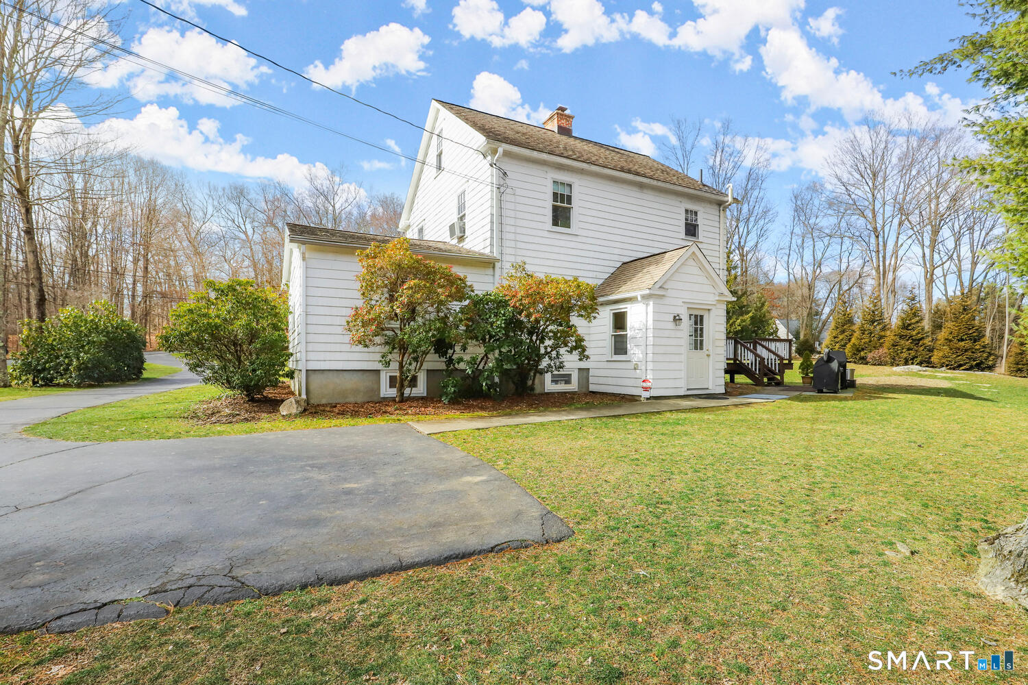 4 Kay Lane Newtown, CT 06470 - Photo 27 of 38