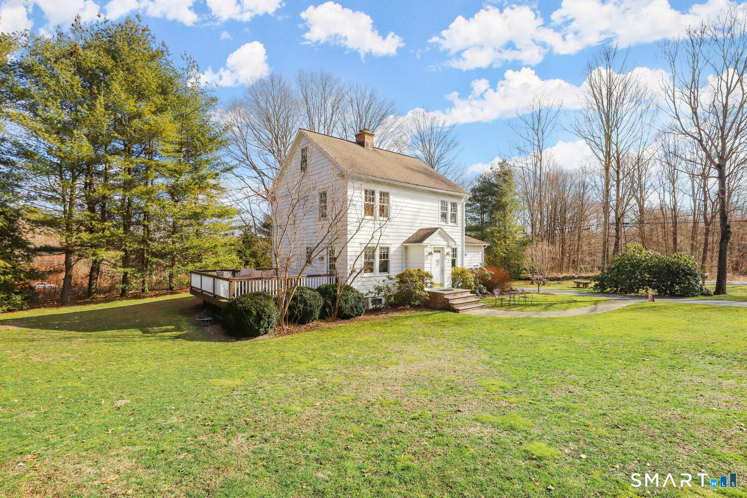 4 Kay Lane Newtown, CT 06470 - Photo 31 of 38