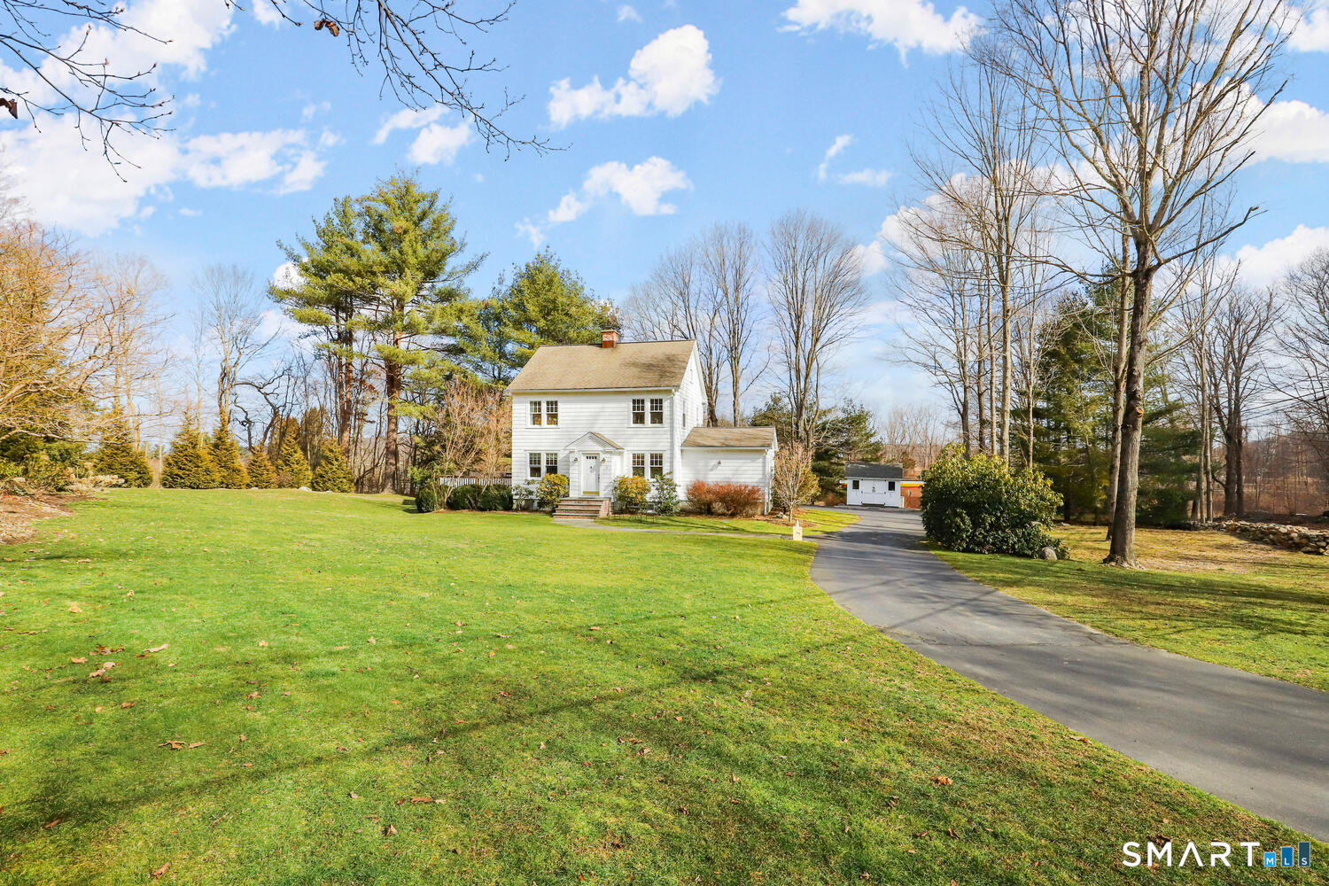 4 Kay Lane Newtown, CT 06470 - Photo 34 of 38