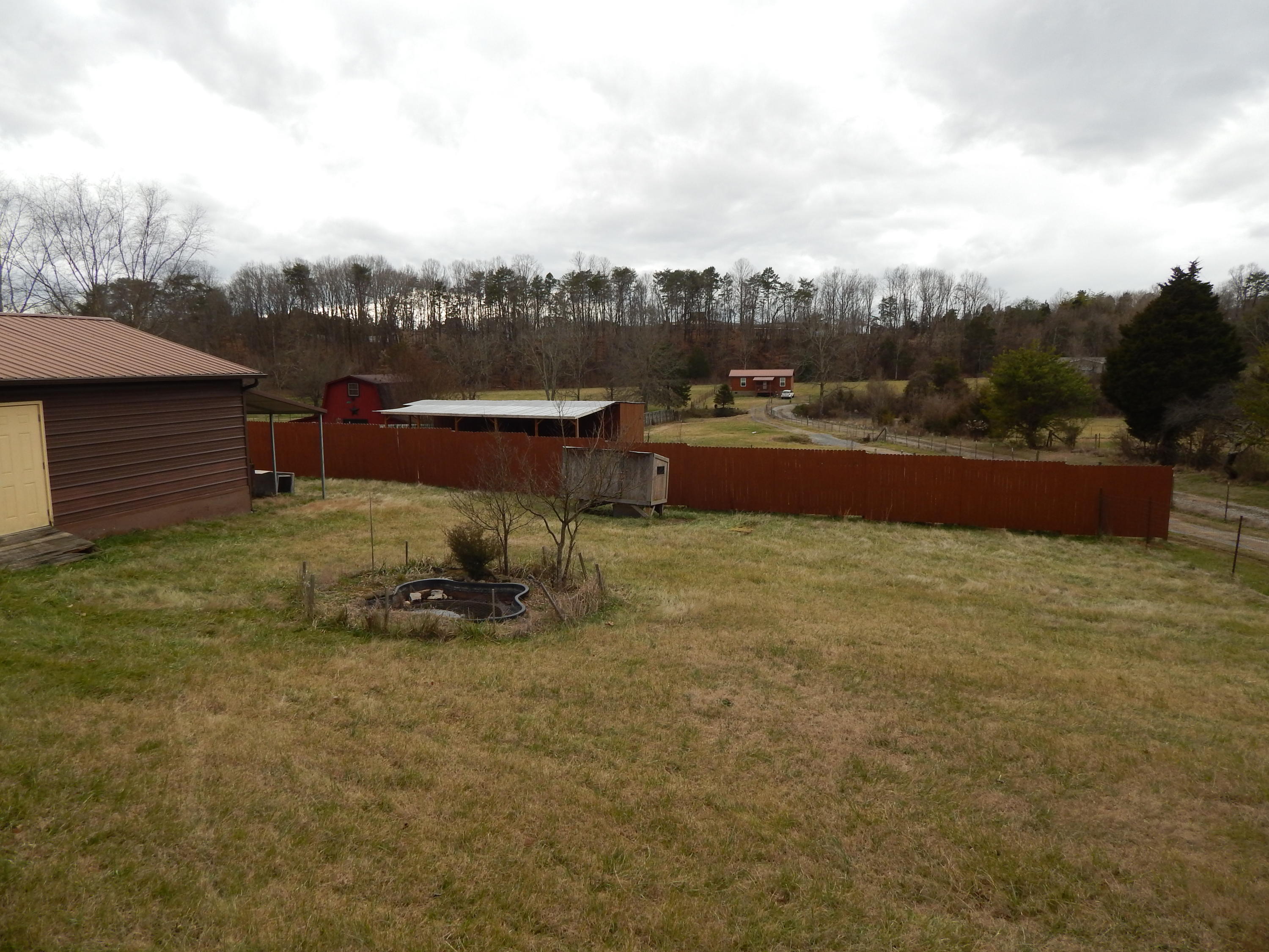 7637 Gibbs Road Corryton, TN 37721 - Photo 23 of 24 DSCN4522