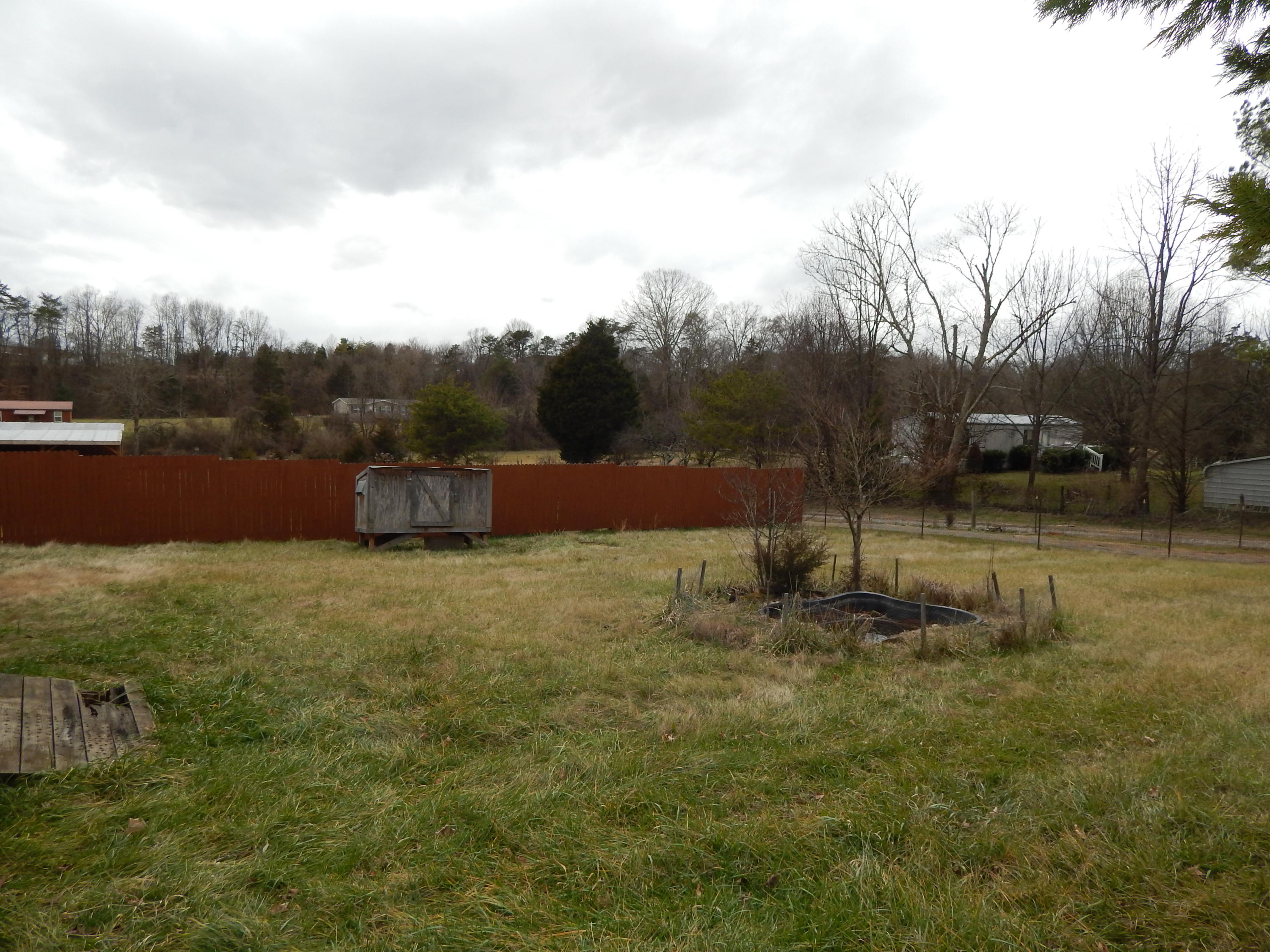 7637 Gibbs Road Corryton, TN 37721 - Photo 7 of 24 DSCN4521