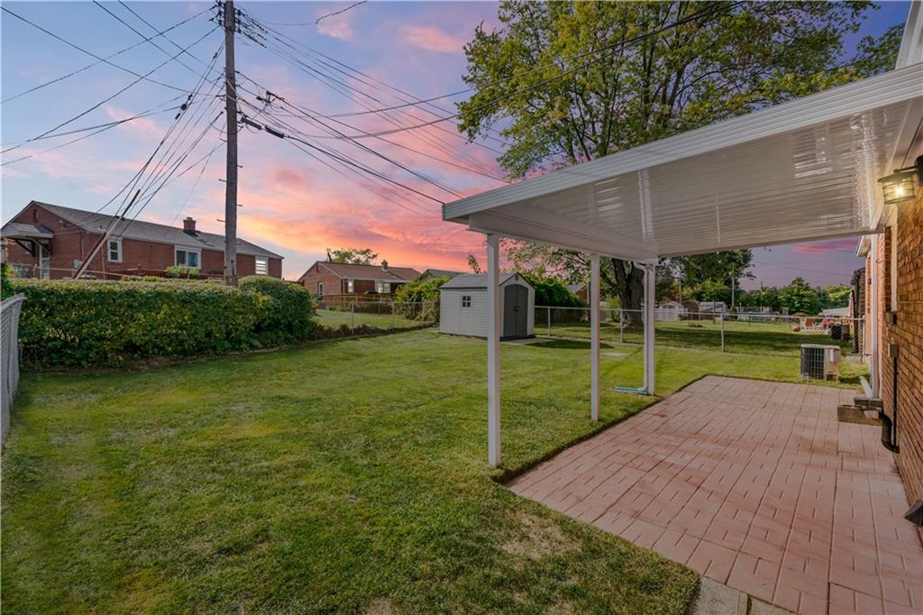143 Castle Road Pittsburgh, PA 15234 - Photo 3 of 25 Gallery Image 3