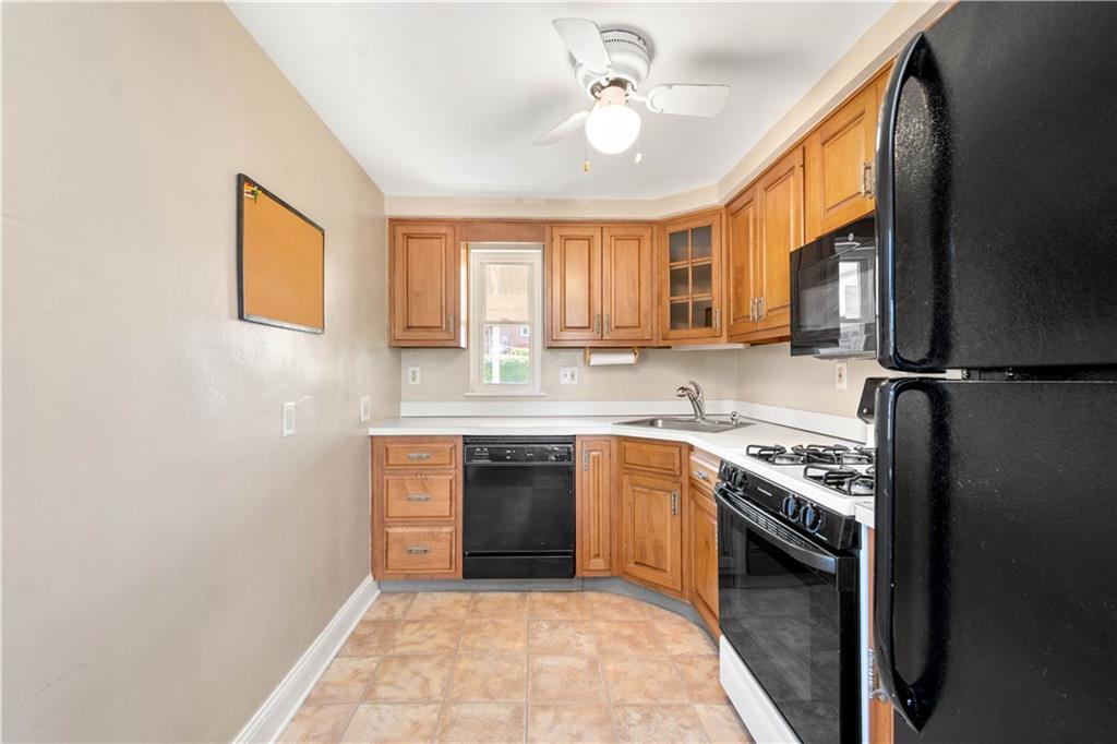 143 Castle Road Pittsburgh, PA 15234 - Photo 8 of 25 Gallery Image 8