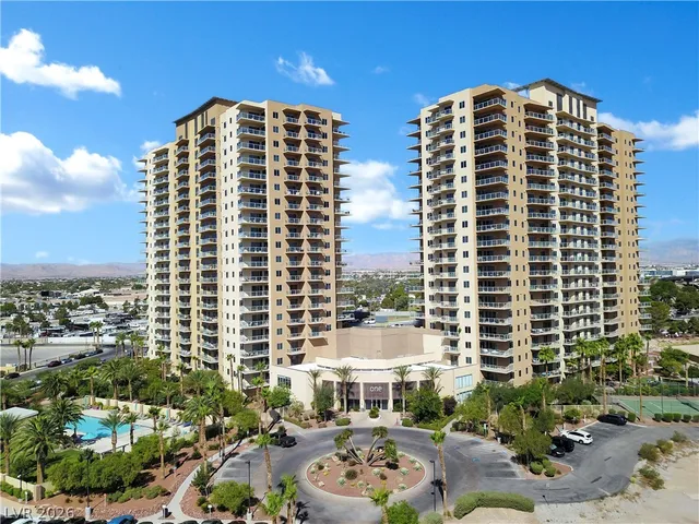$575,000 | 8255 South Las Vegas Boulevard, Unit 2013, Las Vegas, NV 89123