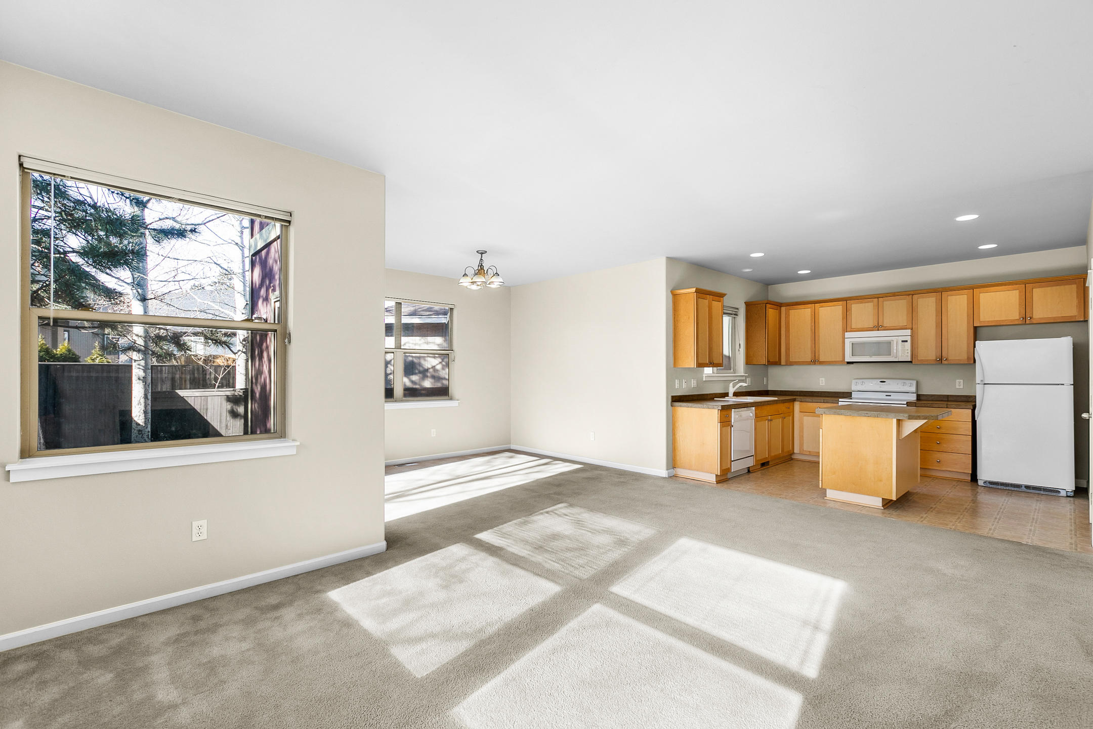20379 Rocca Way Bend, OR 97702 - Photo 7 of 25 2021_02_08_20379_rocca_way-7