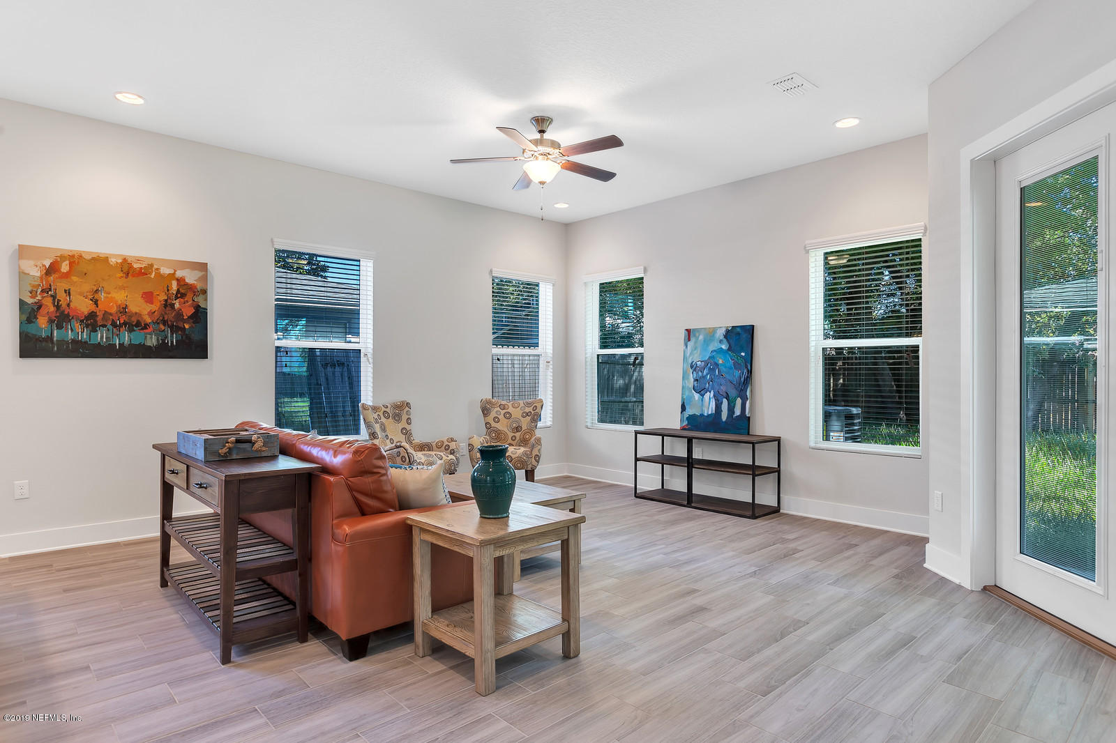 1017 Ruth Avenue Jacksonville Beach, FL 32250 - Photo 13 of 35 Living Room