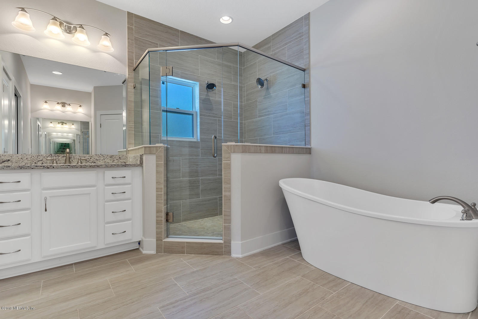 1017 Ruth Avenue Jacksonville Beach, FL 32250 - Photo 19 of 35 Master Bathroom