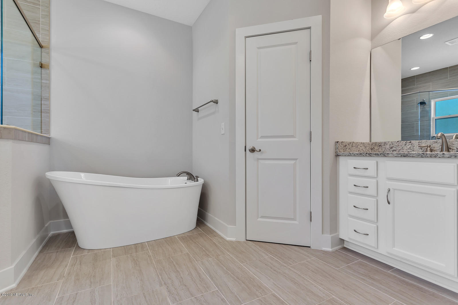 1017 Ruth Avenue Jacksonville Beach, FL 32250 - Photo 20 of 35 Master Bathroom