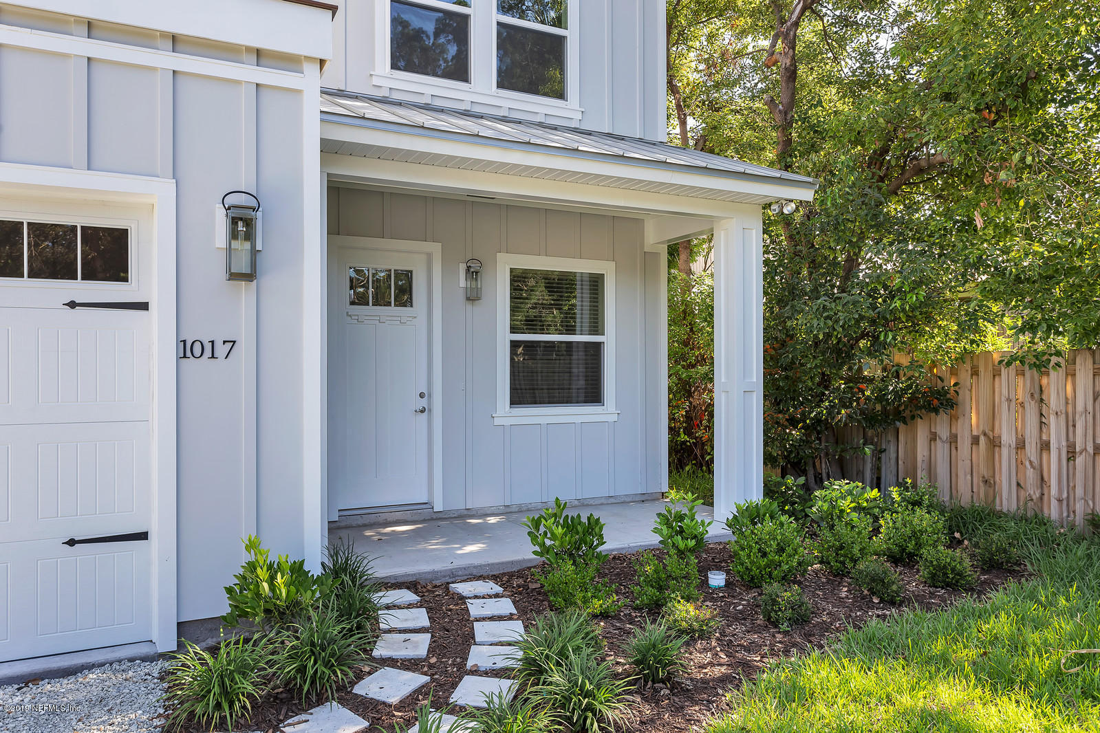 1017 Ruth Avenue Jacksonville Beach, FL 32250 - Photo 5 of 35 Front of the Home