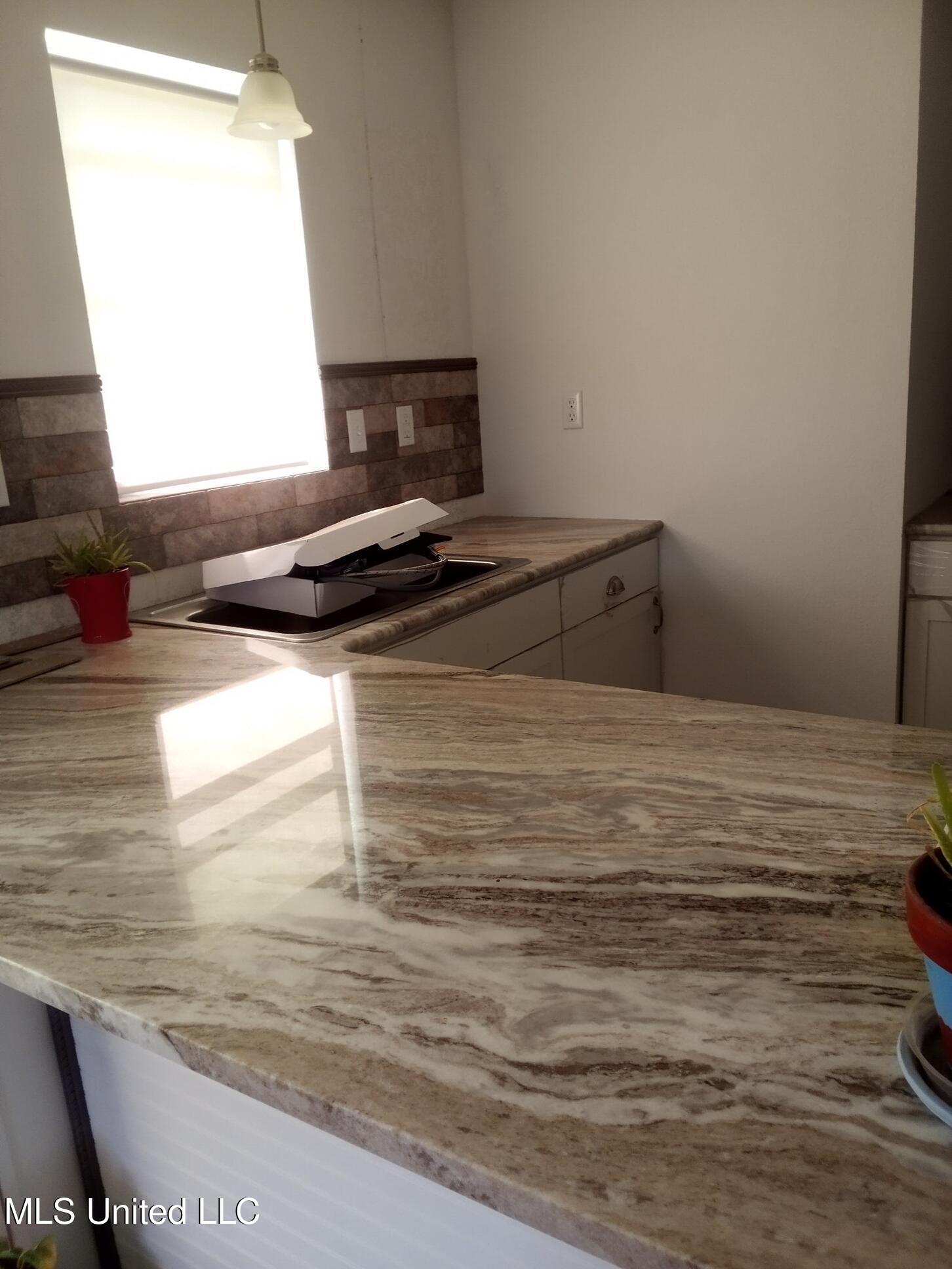 152 Bexley Road Lucedale, MS 39452 - Photo 6 of 16 Kitchen2.