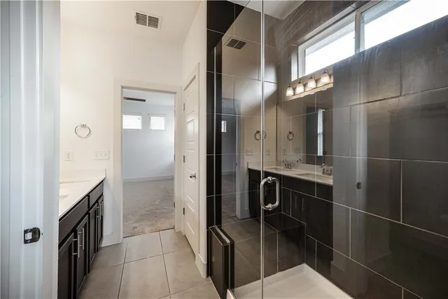 $2,999 | 1408 Casa Drive, Austin, TX 78745