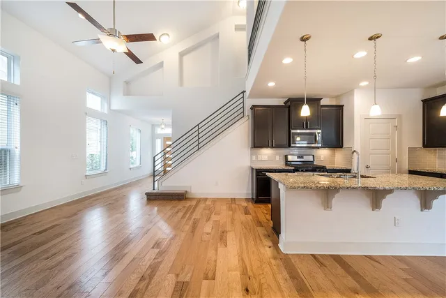 $2,999 | 1408 Casa Drive, Austin, TX 78745