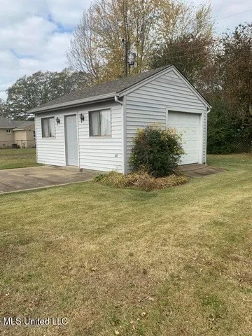 $1,500 | 1598 Main Street, Southaven, MS 38671