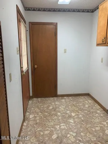 $1,500 | 1598 Main Street, Southaven, MS 38671