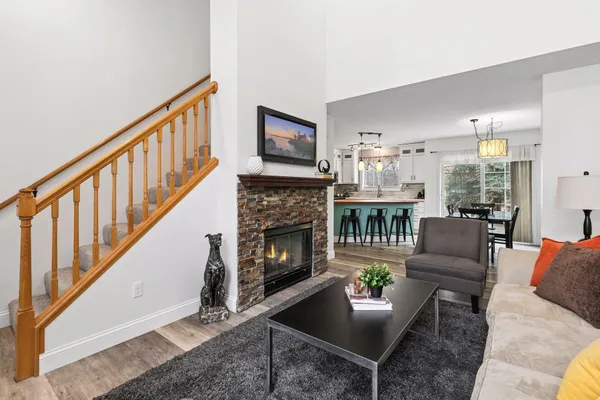 $249,900 | 8770 Benson Way, Inver Grove Heights, MN 55076