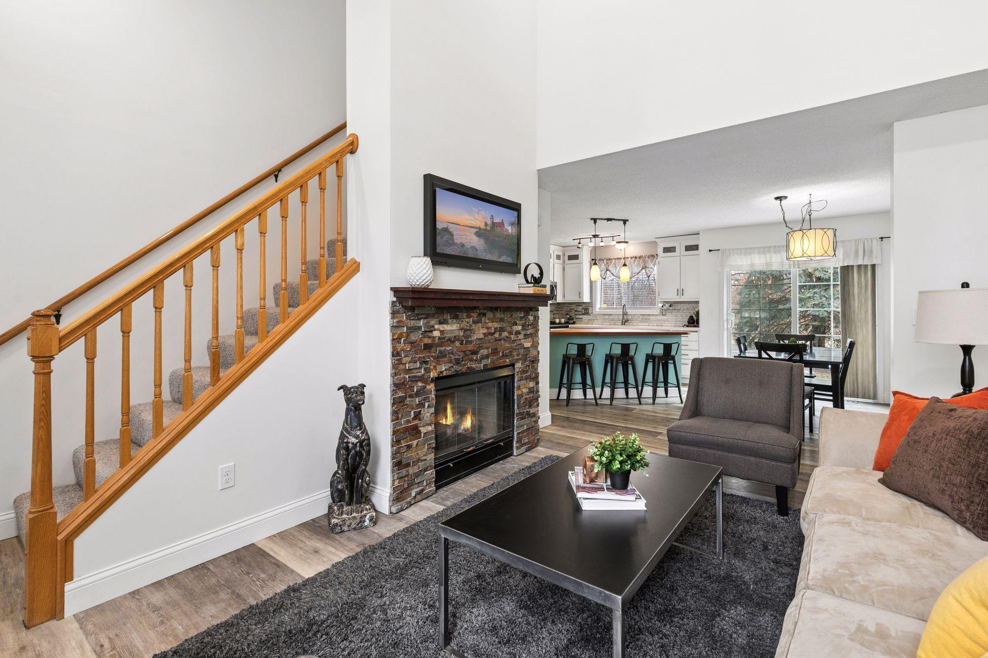 8770 Benson Way Inver Grove Heights, MN 55076 - Photo 3 of 16