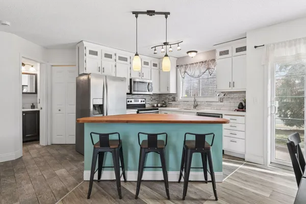 $249,900 | 8770 Benson Way, Inver Grove Heights, MN 55076