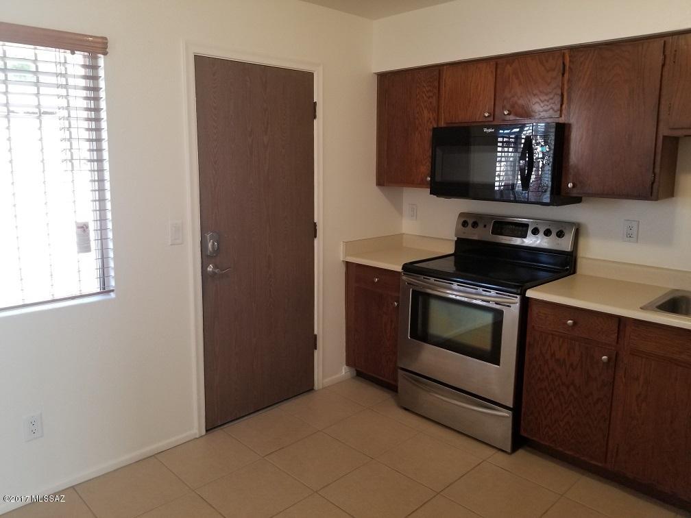 7122 South Missiondale Road, Unit 102 Tucson, AZ 85756 - Photo 4 of 15