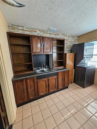 $1,300 | 4609 Miley Road, Plant City, FL 33565