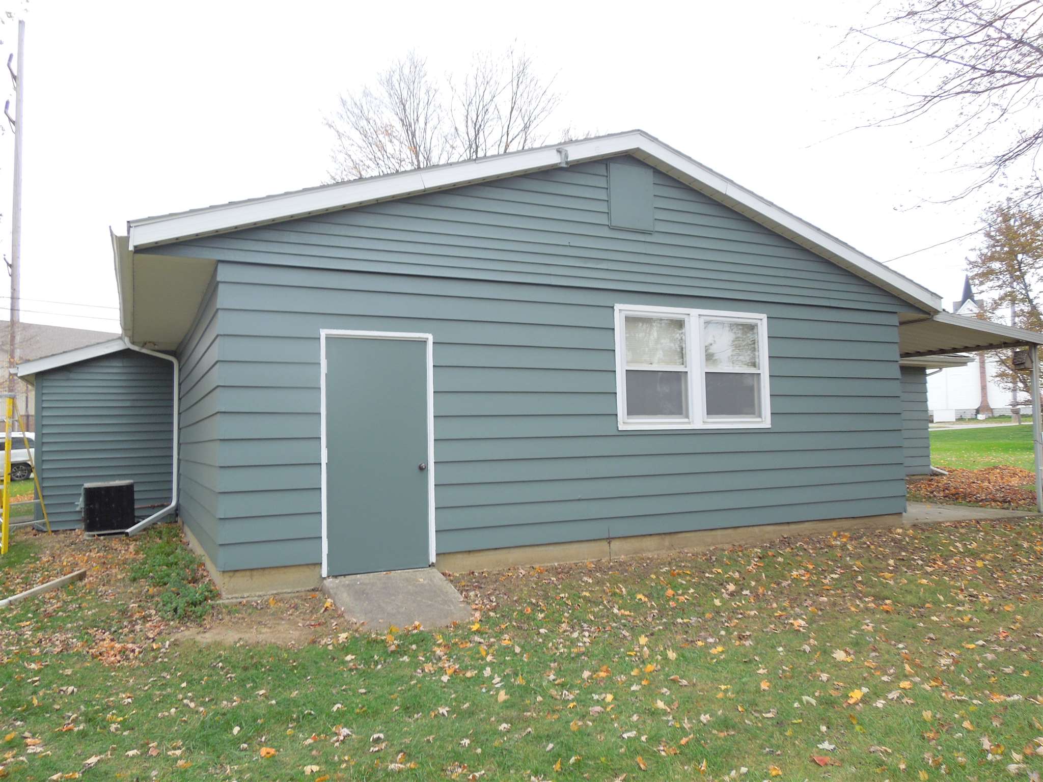 11608 Roberts Road Harlan, IN 46743 - Photo 14 of 16 Gallery Image 14