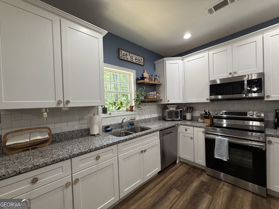 35 Riverbend Road Lavonia, GA 30553 - Photo 14 of 32