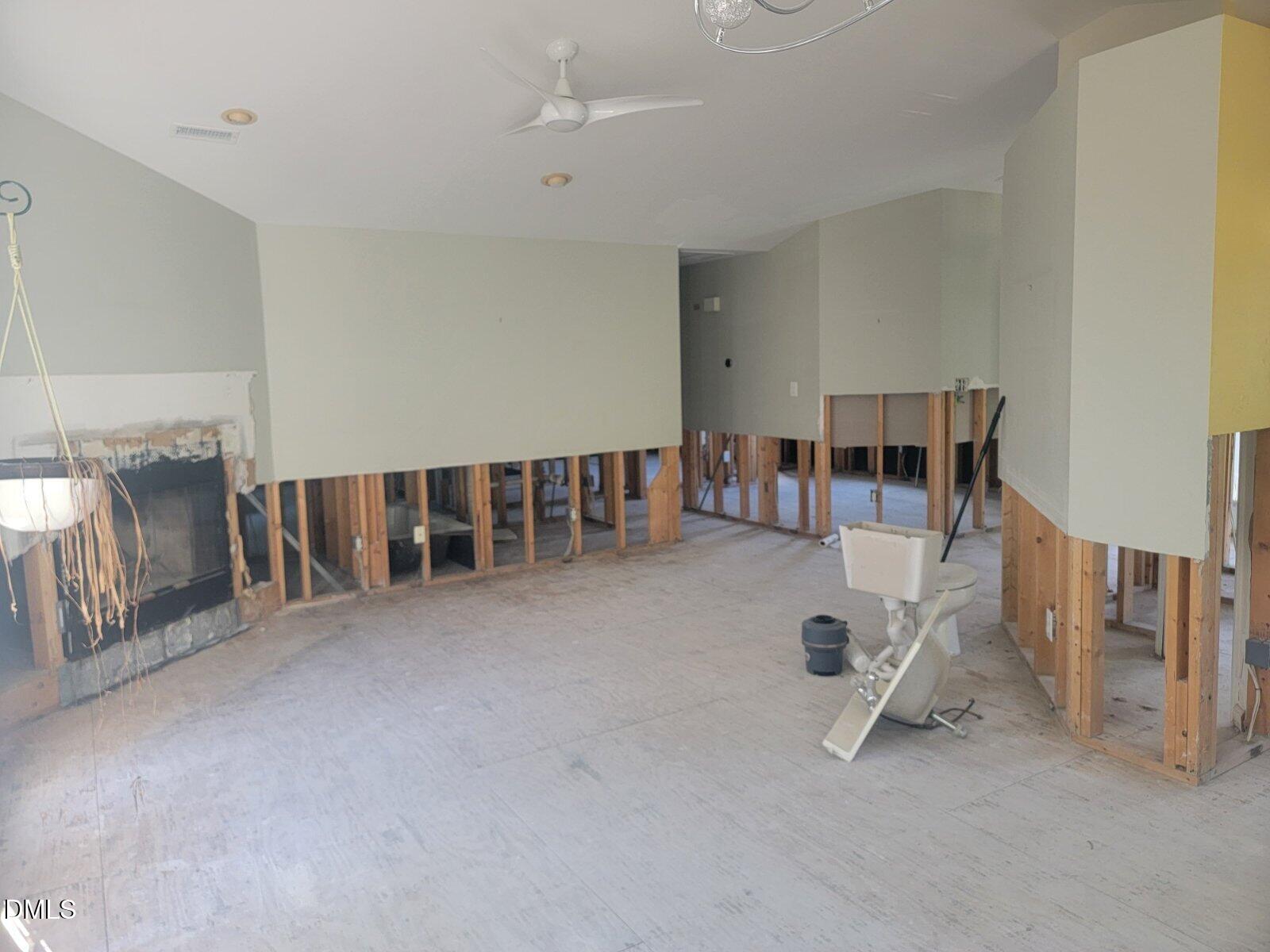 115 Weatherhill Point Carrboro, NC 27510 - Photo 4 of 22 9