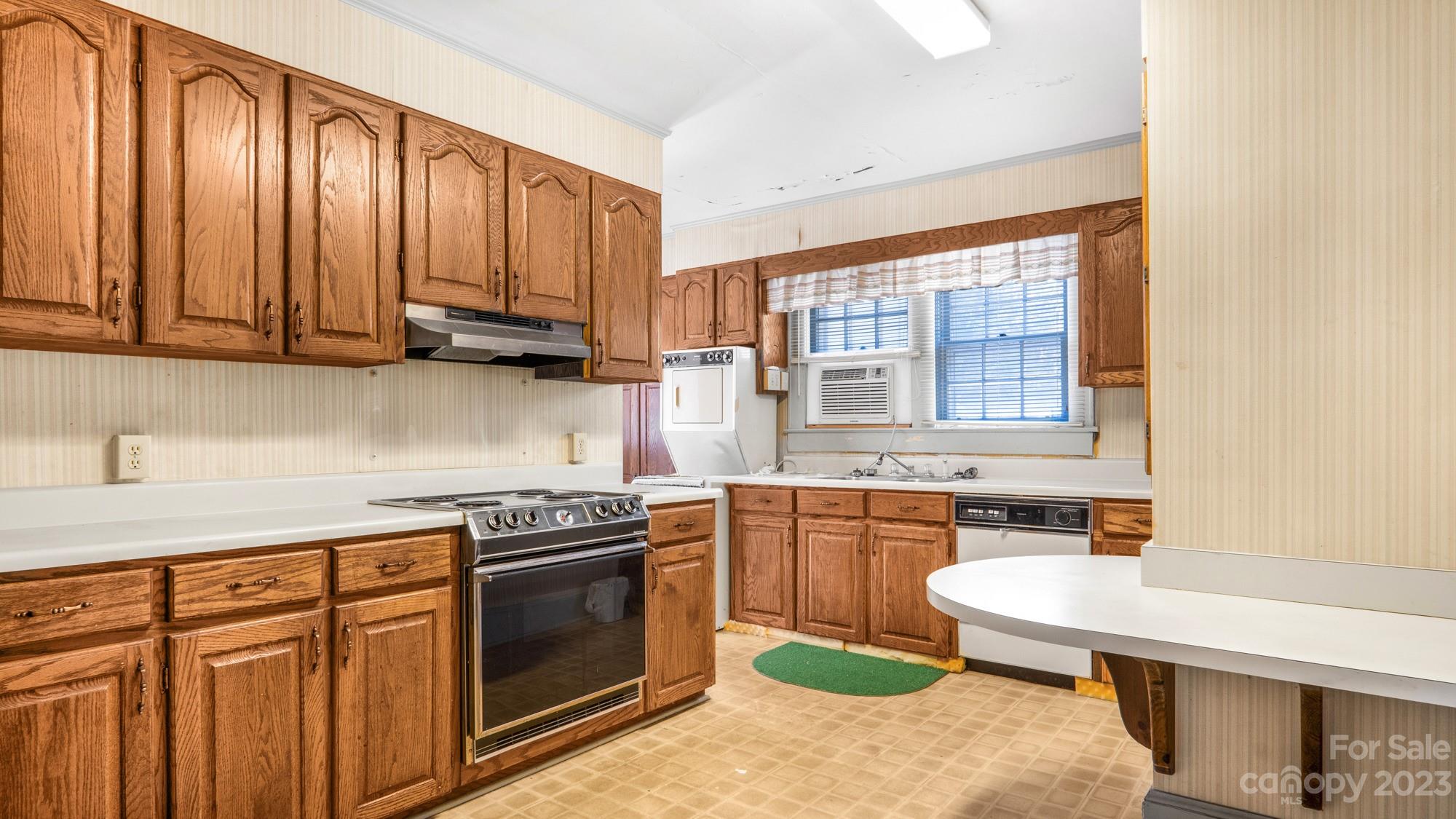 186 Kelly Road Forest City, NC 28043 - Photo 8 of 34 Gallery Image 8