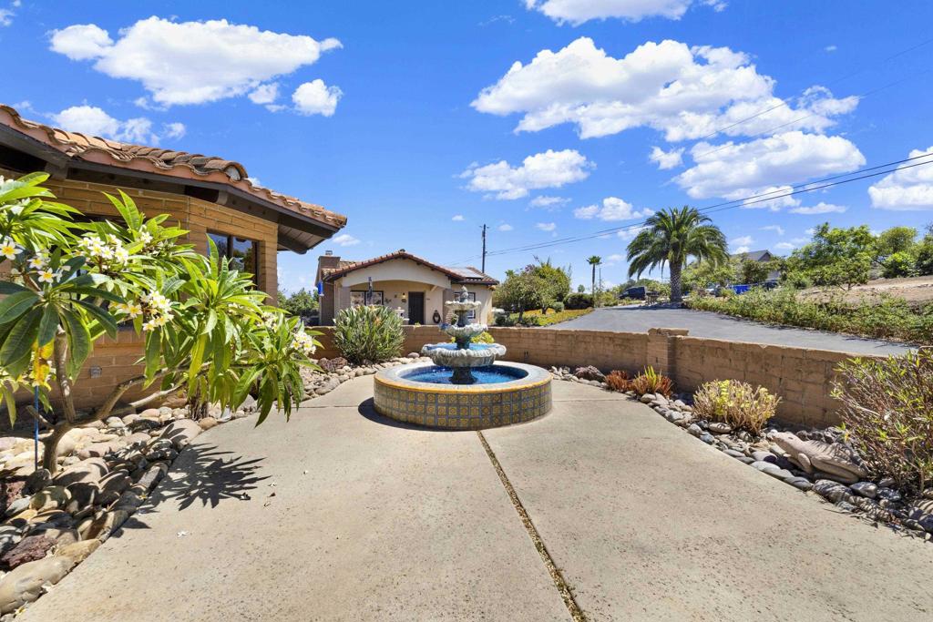 4057 Ladera Vista Road Fallbrook, CA 92028 - Photo 3 of 70 Gallery Image 3