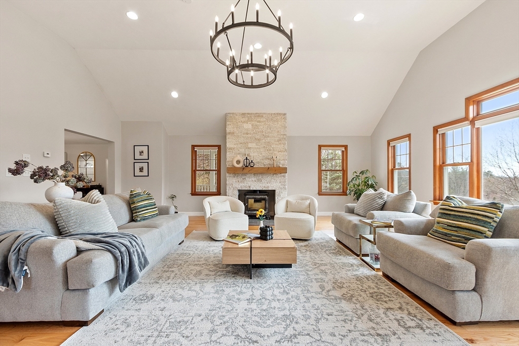 933 Liberty Square Road Boxborough, MA 01719 - Photo 4 of 42