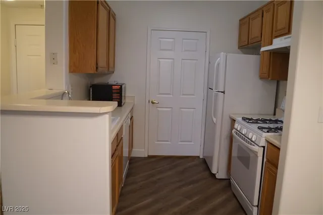 $1,250 | 7163 South Durango Drive, Unit 304, Las Vegas, NV 89113