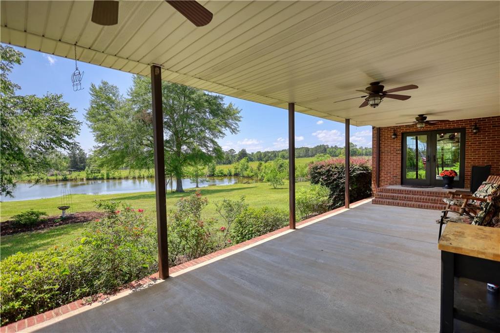 947 Bellhouse Road Macon, GA 31217 - Photo 56 of 132 a view of a garden from a window