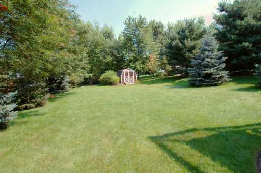 117 Raleigh Court Gibsonia, PA 15044 - Photo 8 of 8 Yard/Garden.