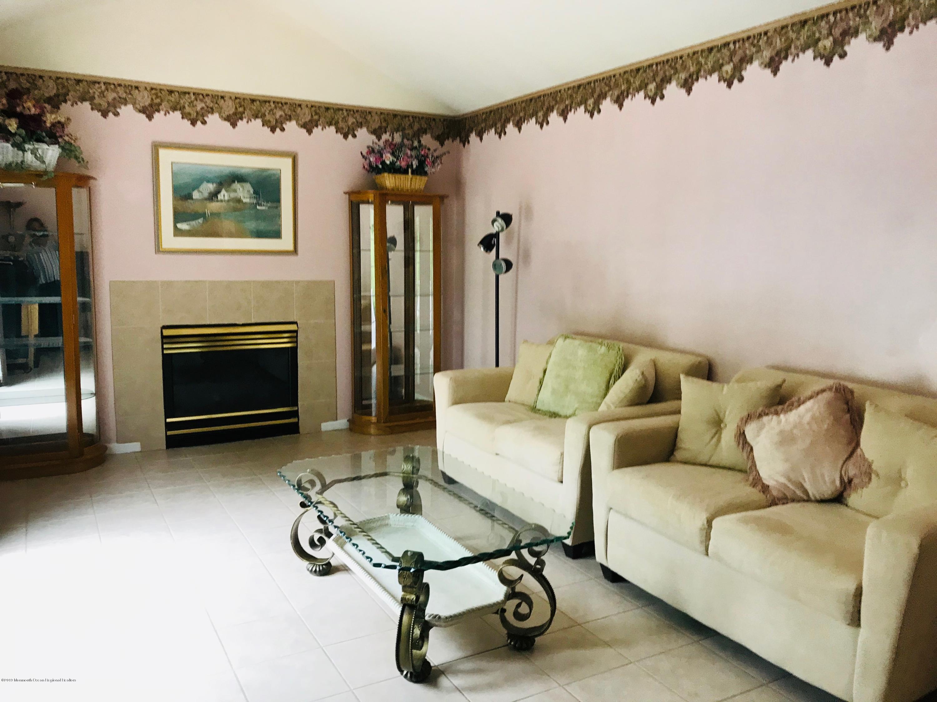 85 Timberline Road Bayville, NJ 08721 - Photo 14 of 27 IMG-4885
