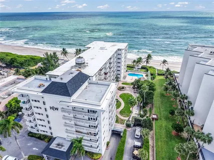 $392,500 | 1169 Hillsboro Mile, Unit 717, Hillsboro Beach, FL 33062