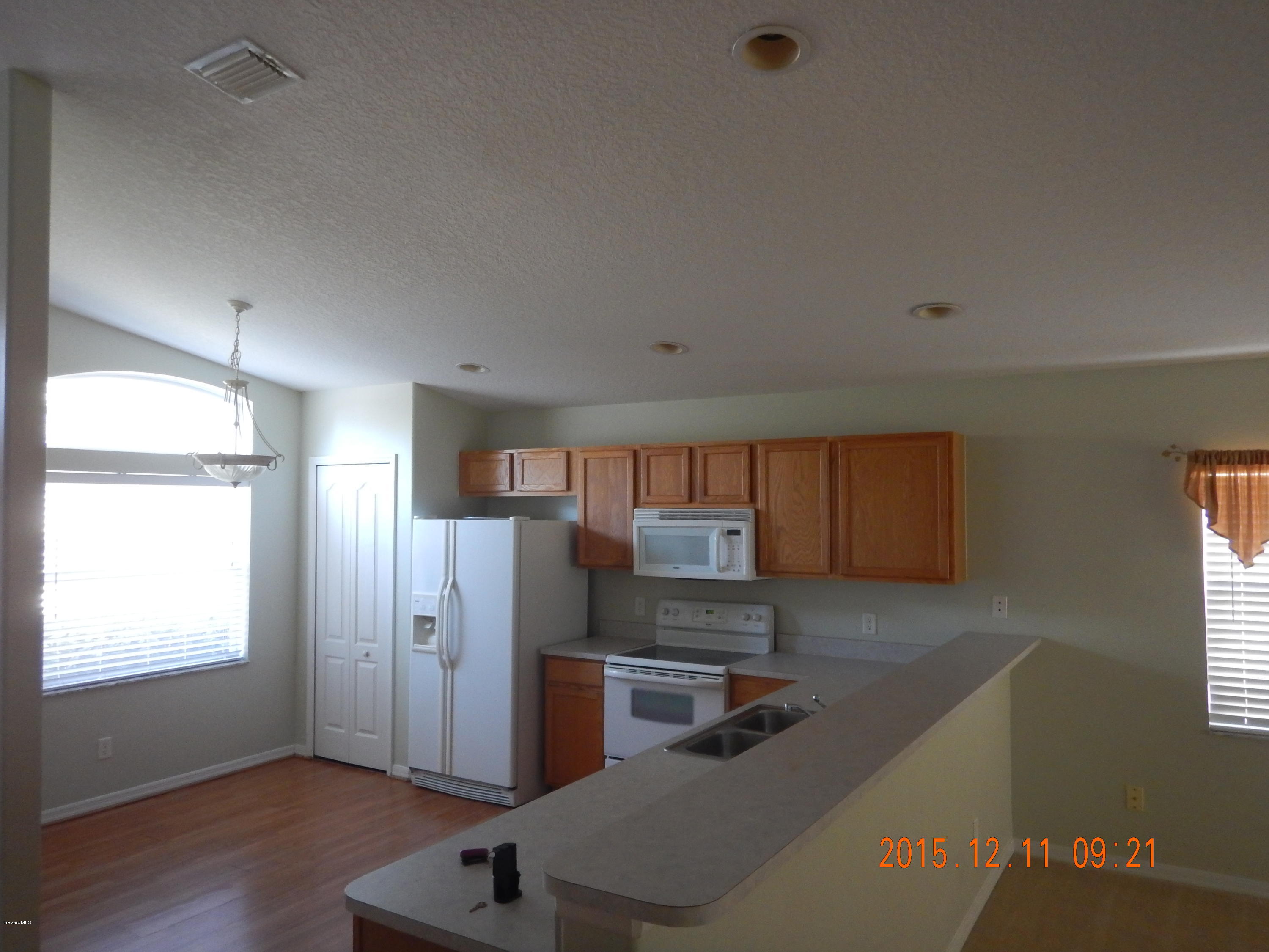 2155 Spring Creek Circle Palm Bay, FL 32905 - Photo 4 of 6 DSCN0447