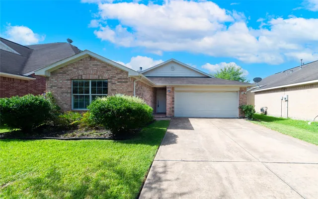 $1,950 | 1915 Lingard Park Court, Houston, TX 77047
