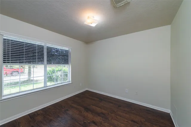 $1,950 | 1915 Lingard Park Court, Houston, TX 77047