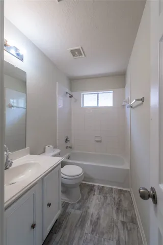 $1,950 | 1915 Lingard Park Court, Houston, TX 77047