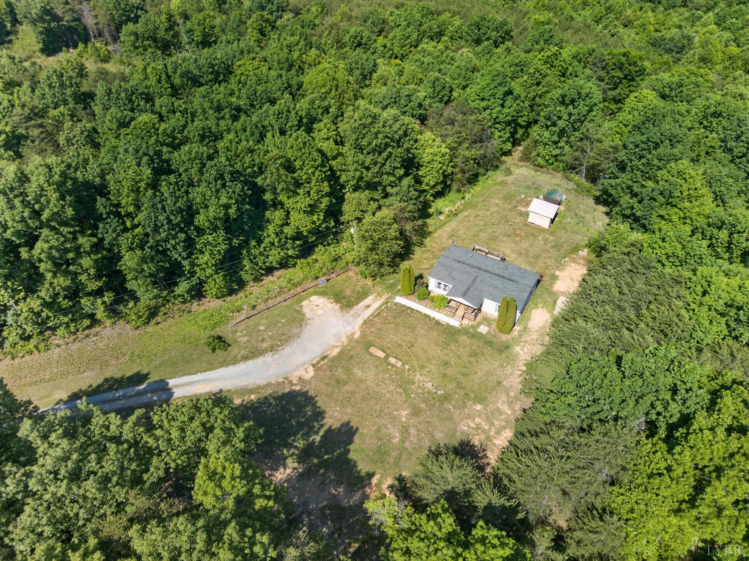 1811 Mohawk Road Gladys, VA 24554 - Photo 49 of 51 an aerial view of a residential houses with yard