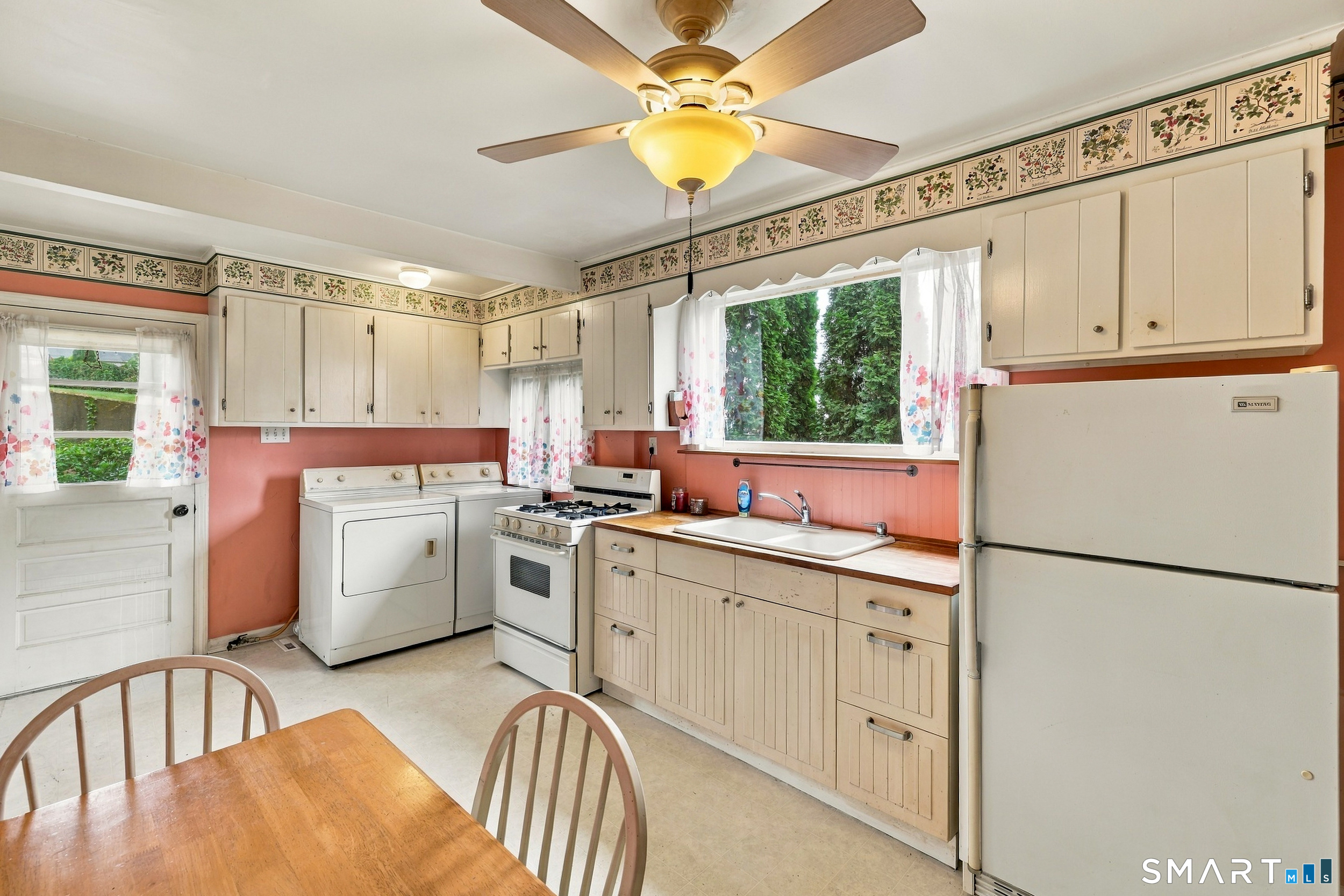 18 Coram Road Shelton, CT 06484 - Photo 10 of 35 Gallery Image 10