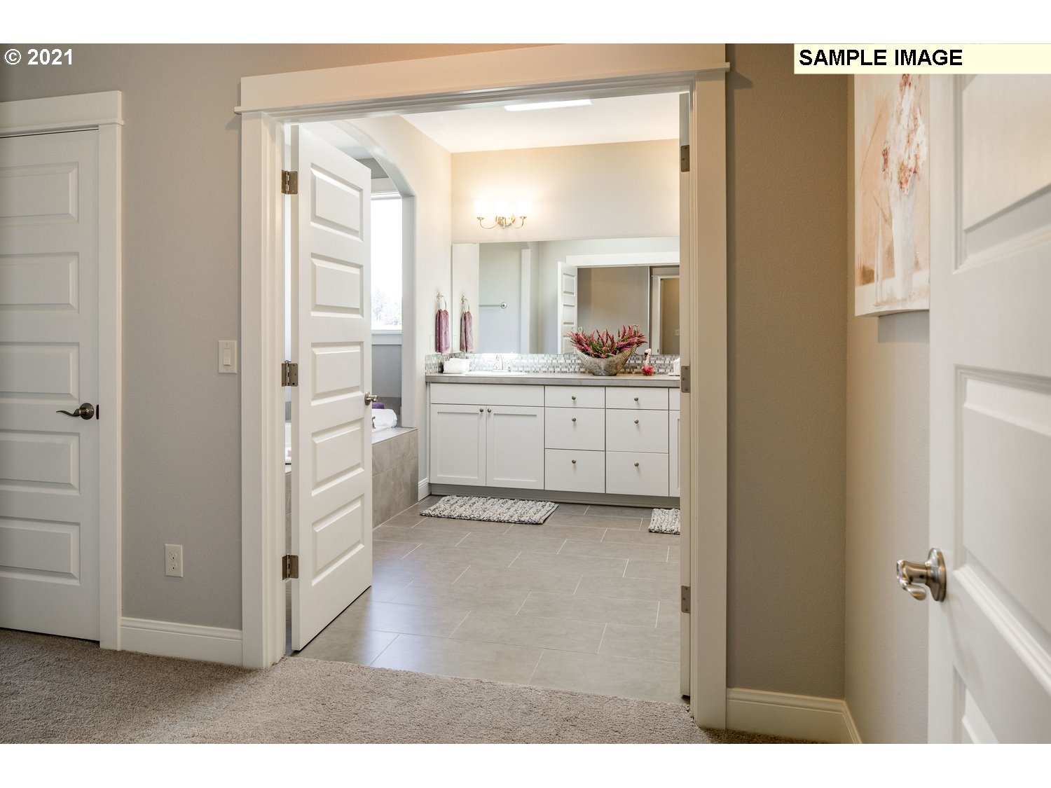 2938 South Cherry Grove Way Ridgefield, WA 98642 - Photo 16 of 20 a bathroom with a sink a mirror and a toilet